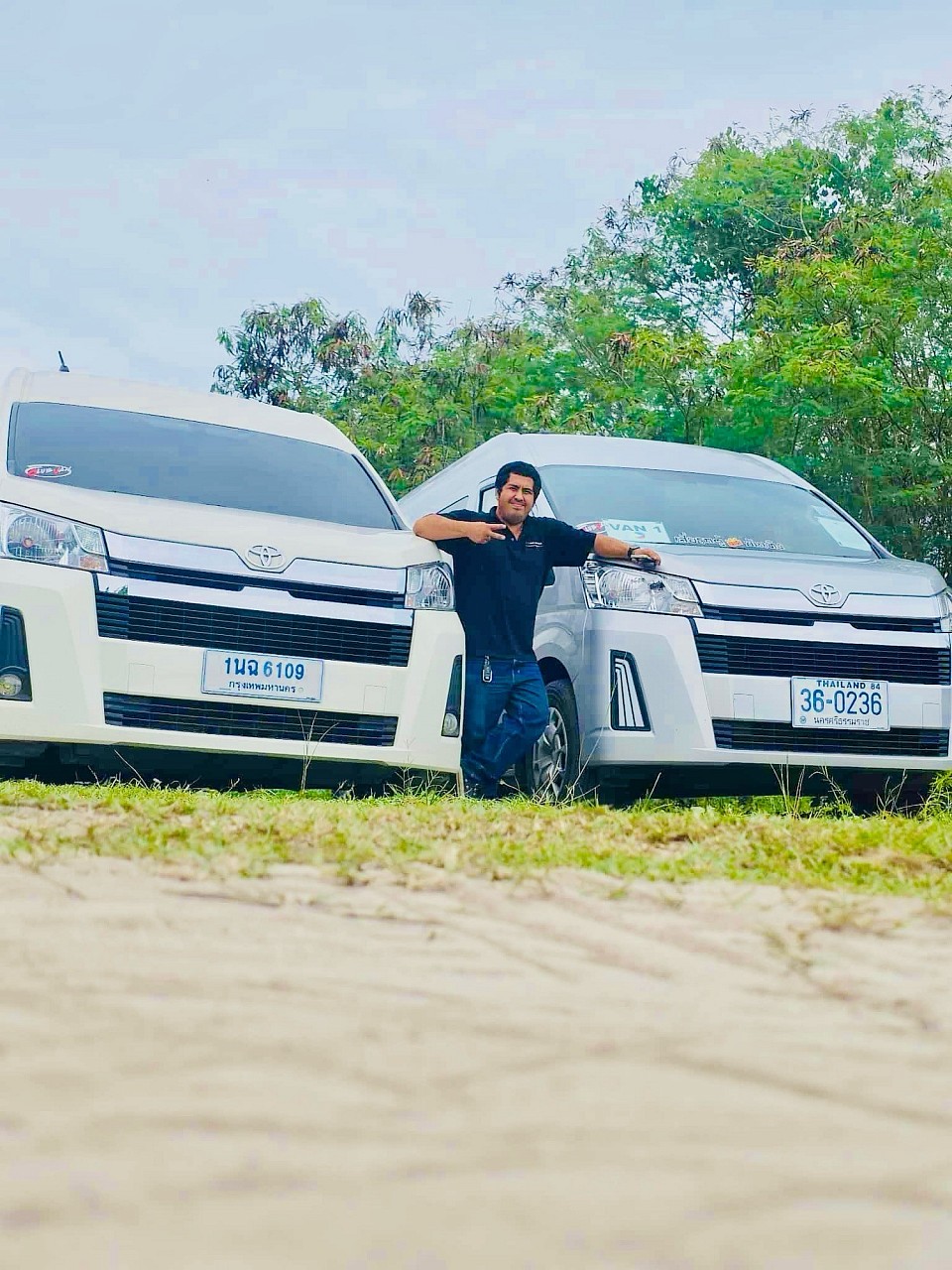 MR. NOT VAN VIP SAMUI SERVICE